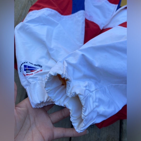 Tommy Hilfiger Men's S Red and White Sailing Gear Jacket - Picture 15 of 16